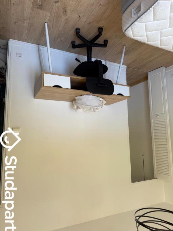 Chambre - 12 m² - 1 pièce