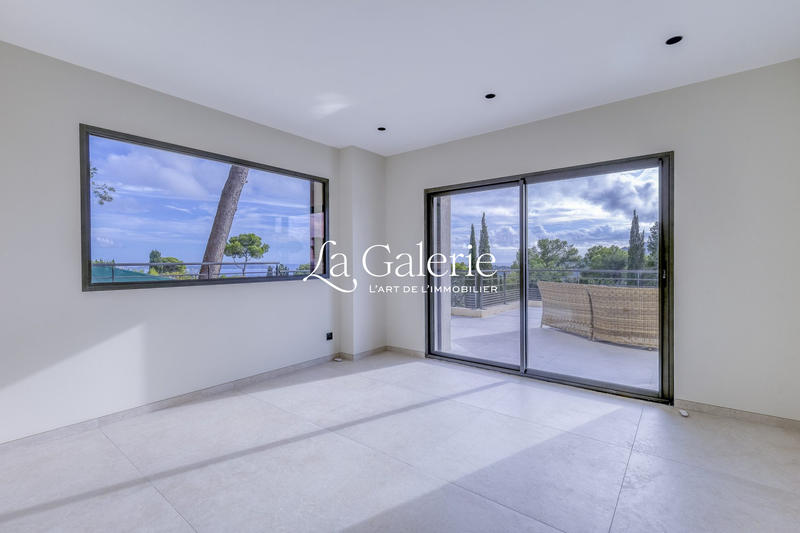 Villa - 225 m² - 6 pièces