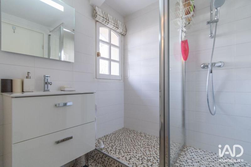 Maison - 284 m² - 6 pièces