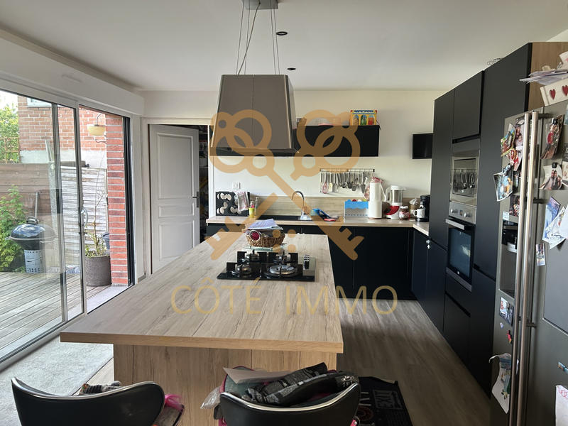 Maison - 150 m² - 6 pièces