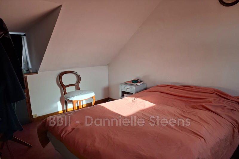 Maison - 198 m² - 11 pièces