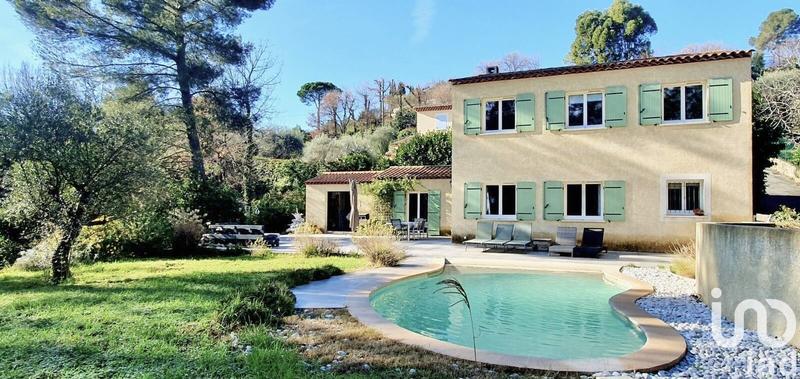 Maison - 143 m² - 6 pièces