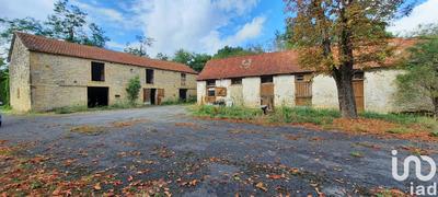 Maison - 315 m² - 15 pièces