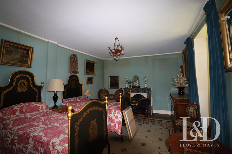 Bastide - 395 m² - 13 pièces