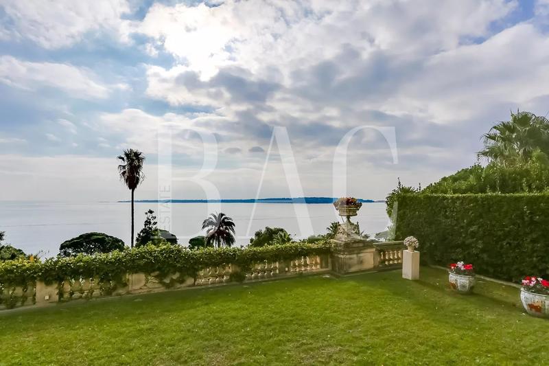 Appartement - 500 m² - 12 pièces