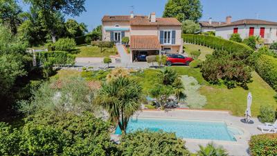 Maison - 150 m² - 5 pièces