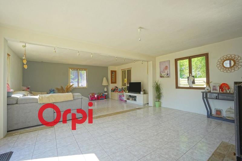 Maison - 185 m² - 6 pièces