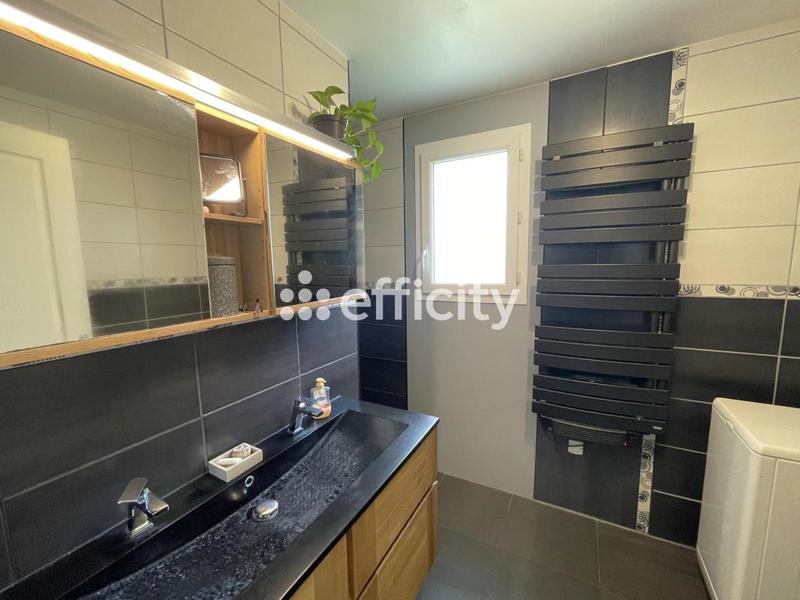 Pavillon - 80 m² - 4 pièces