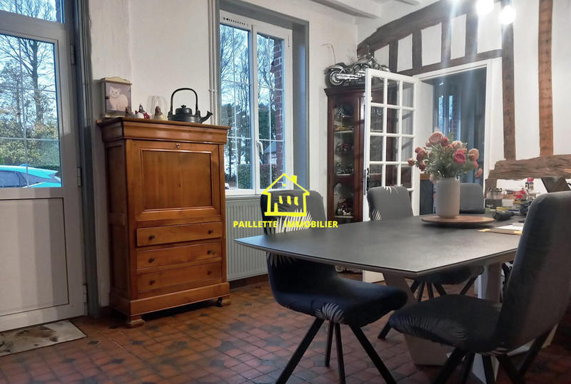 Maison ancienne - 325 m² - 8 pièces