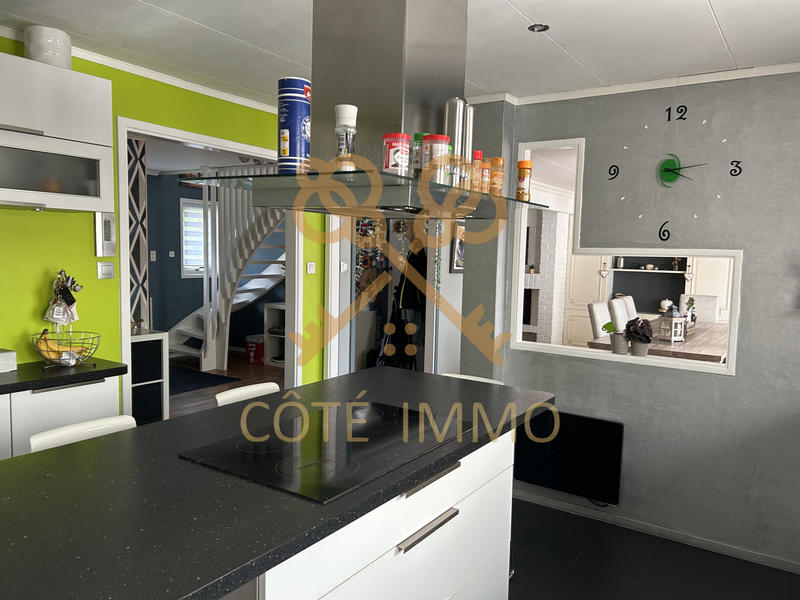 Maison - 135 m² - 6 pièces