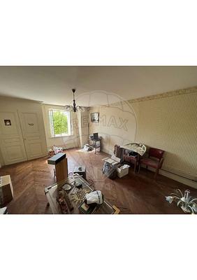 Maison - 404 m² - 5 pièces