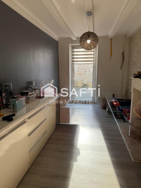 Maison - 230 m² - 9 pièces