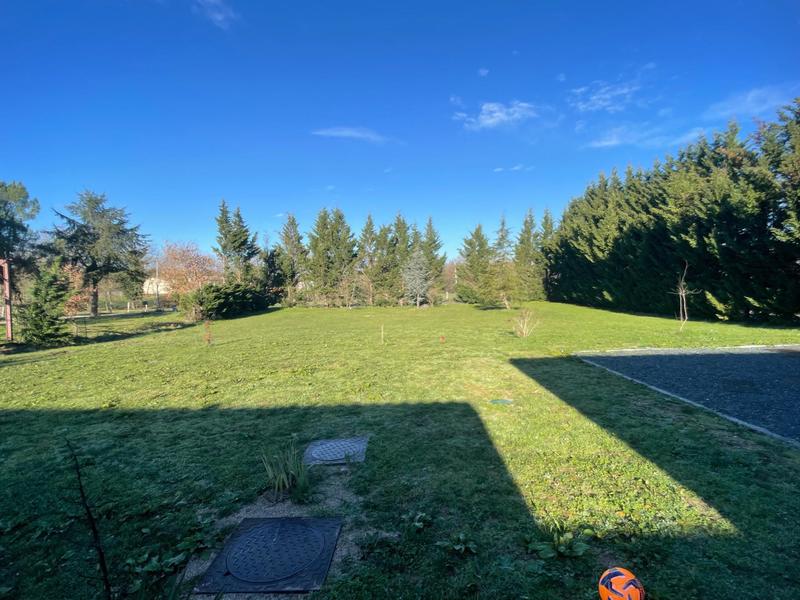 Maison - 196 m² - 9 pièces