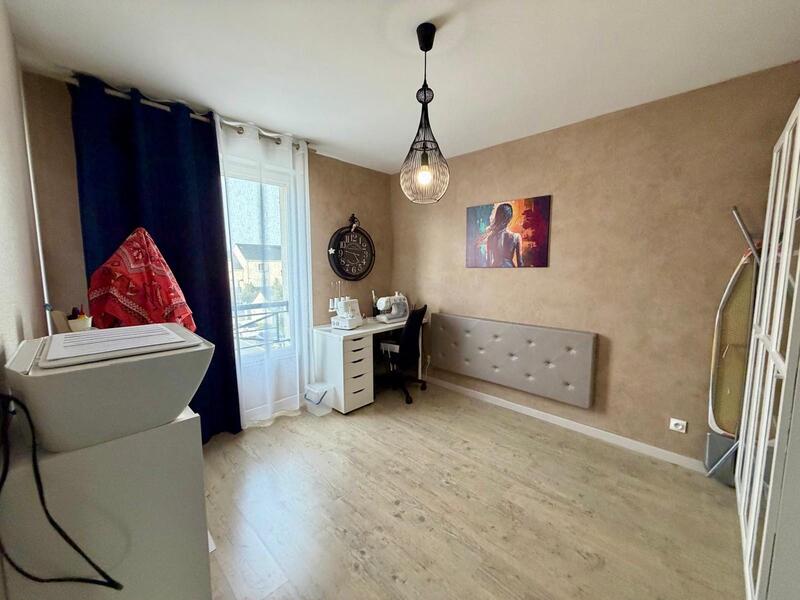 Maison - 95 m² - 4 pièces