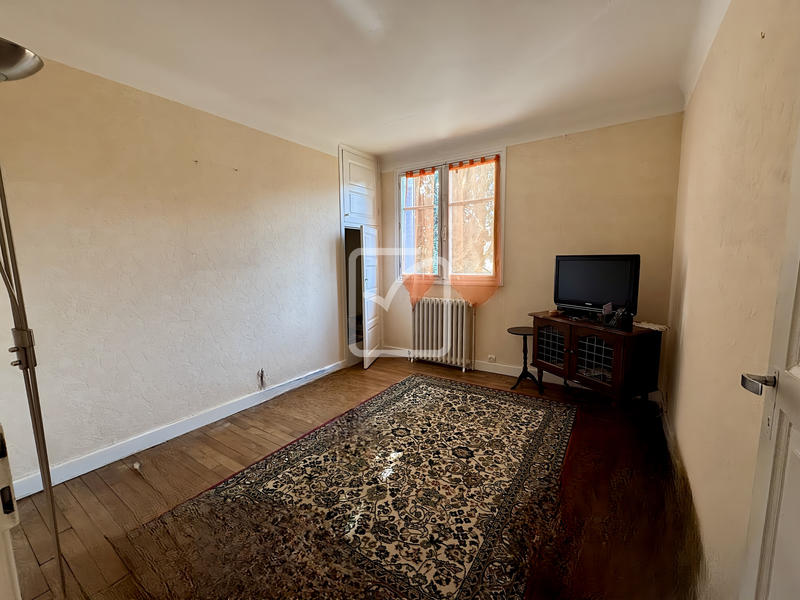 Maison - 81 m² - 6 pièces