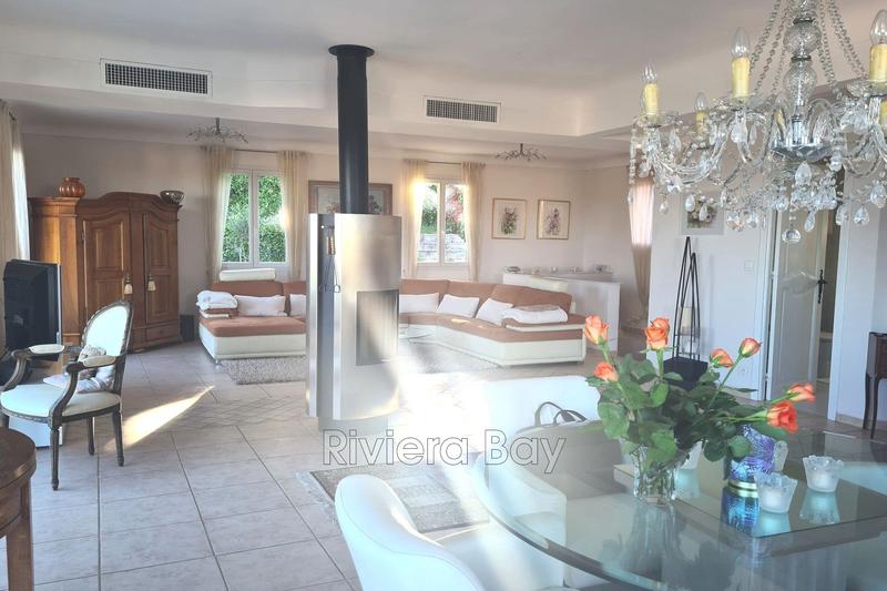 Villa - 162 m² - 6 pièces