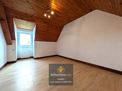 Maison - 106 m² - 6 pièces