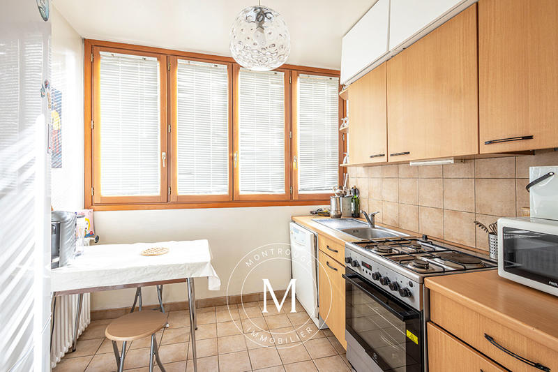 Appartement - 79 m² - 4 pièces