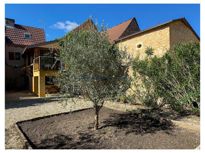 Maison - 131 m² - 5 pièces