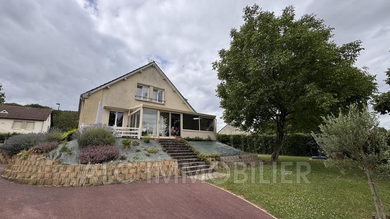 Maison - 168 m² - 6 pièces