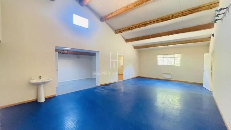 Maison - 185 m² - 8 pièces