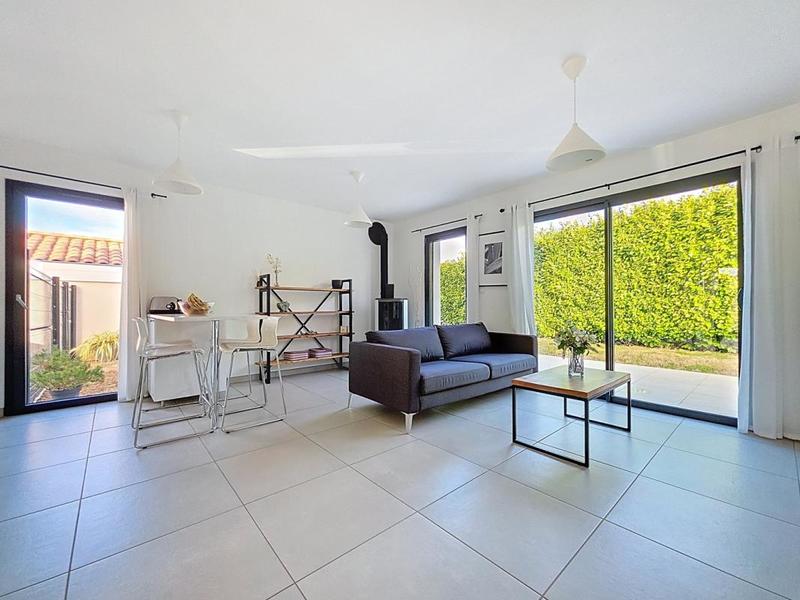 Maison - 95 m² - 5 pièces