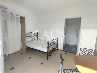 Appartement - 18 m² - 1 pièce