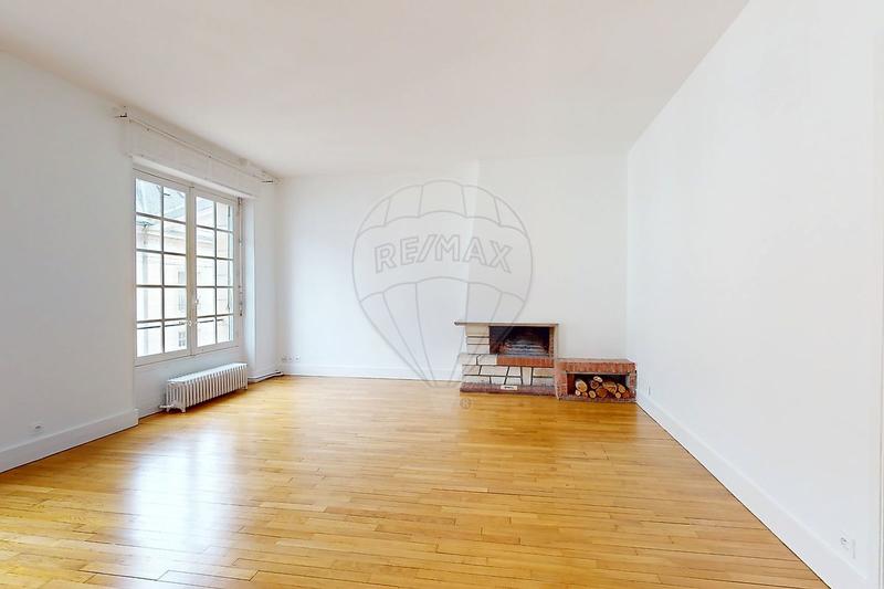 Appartement - 82 m² - 3 pièces