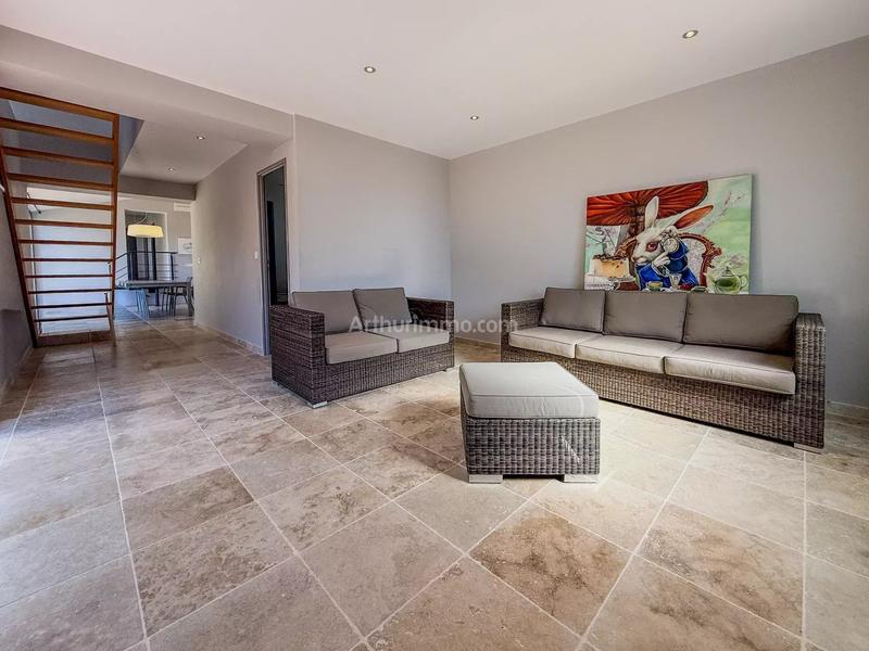 Maison - 168 m² - 7 pièces