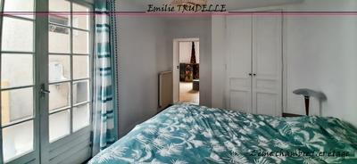 Appartement ancien - 222 m² - 8 pièces