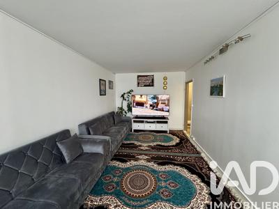 Appartement - 79 m² - 4 pièces