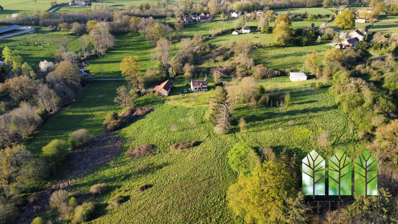 Maison traditionnelle - 151 m² - 7 pièces