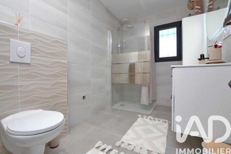 Maison - 111 m² - 4 pièces