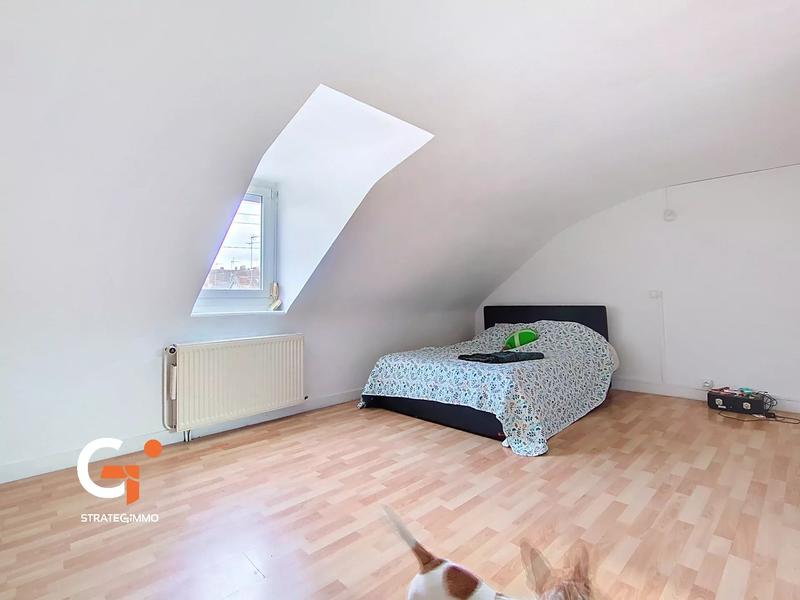 Maison - 94 m² - 5 pièces