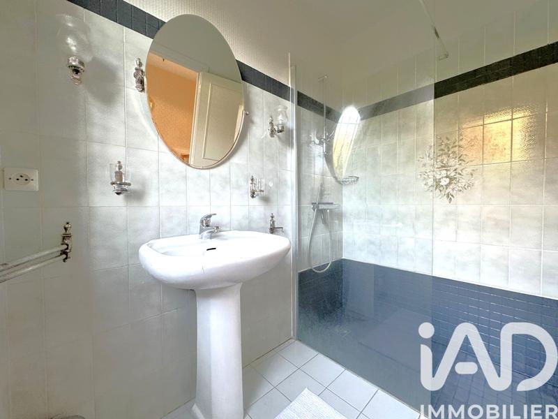 Maison - 158 m² - 7 pièces