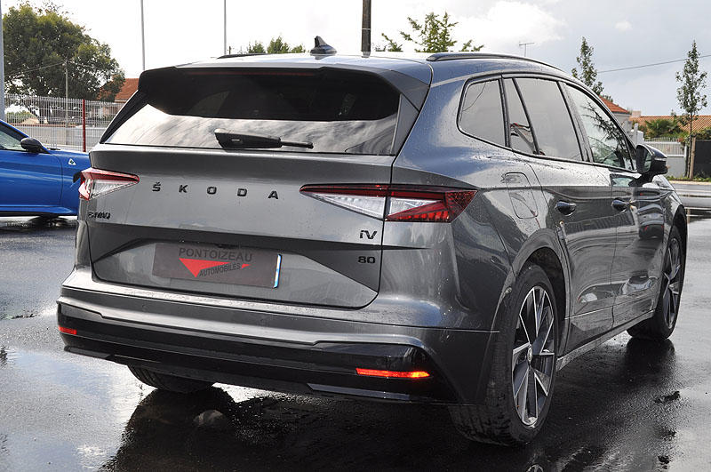 Skoda enyaq _80 v sportline toit ouvrant