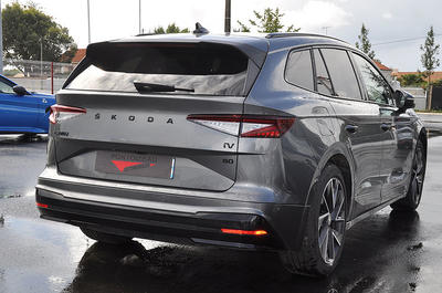 Skoda enyaq _80 v sportline toit ouvrant