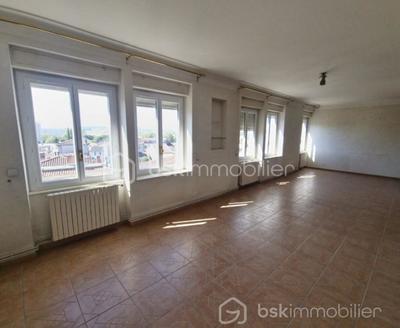 Appartement - 250 m² - 7 pièces