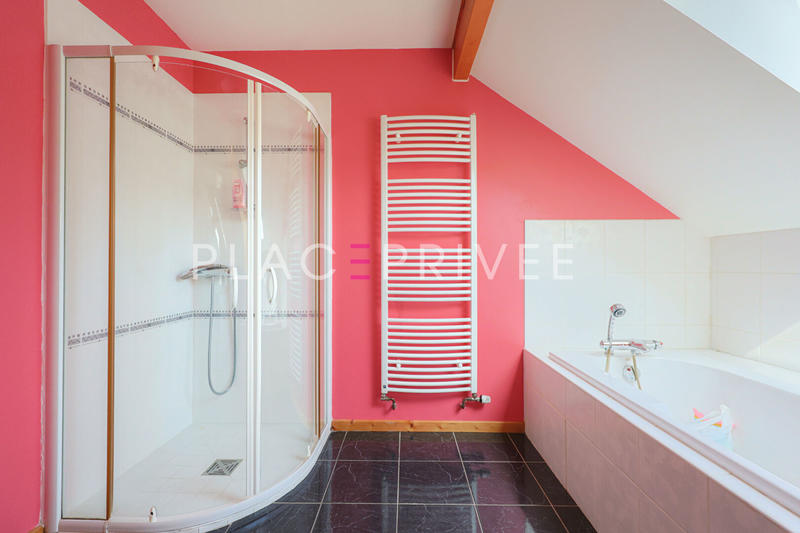 Maison - 169 m² - 6 pièces