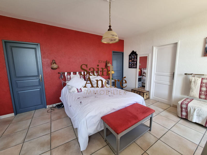 Maison - 294 m² - 8 pièces