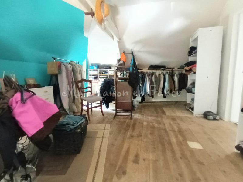 Propriété - 357 m² - 14 pièces