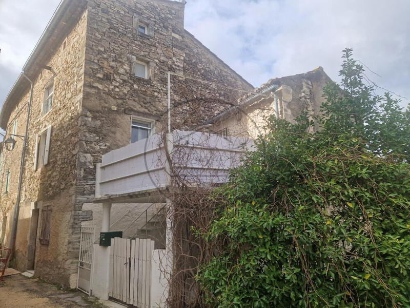 Maison de village - 100 m² - 5 pièces