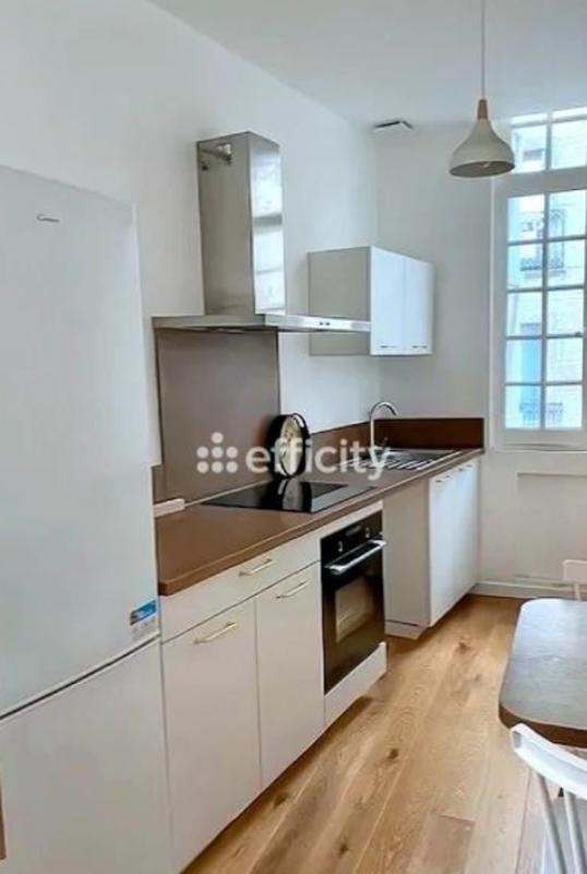 Immeuble - 75 m² - 4 pièces