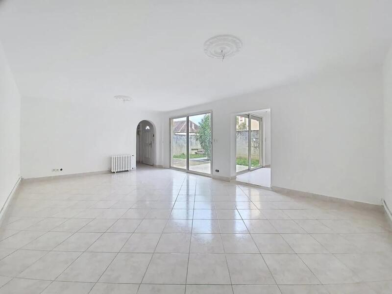 Maison de ville - 120 m² - 7 pièces