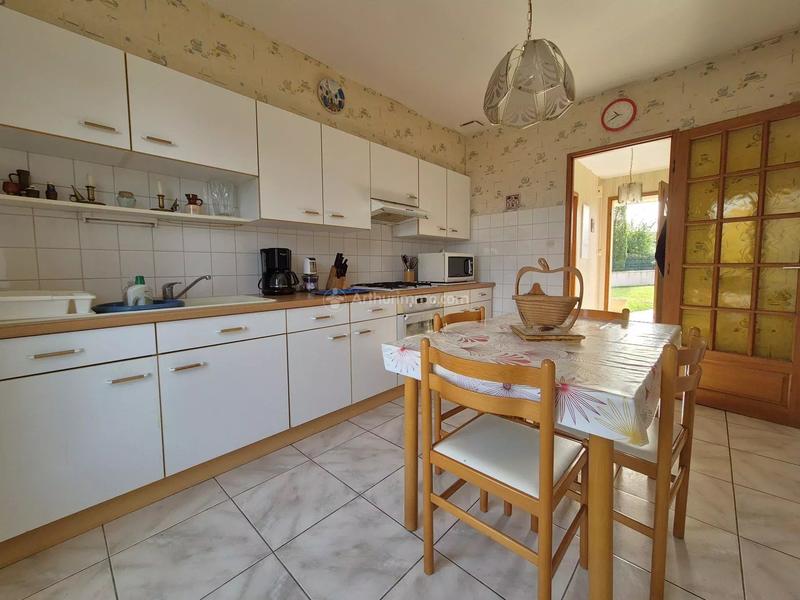 Maison - 99 m² - 4 pièces