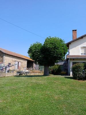 Propriété - 144 m² - 5 pièces