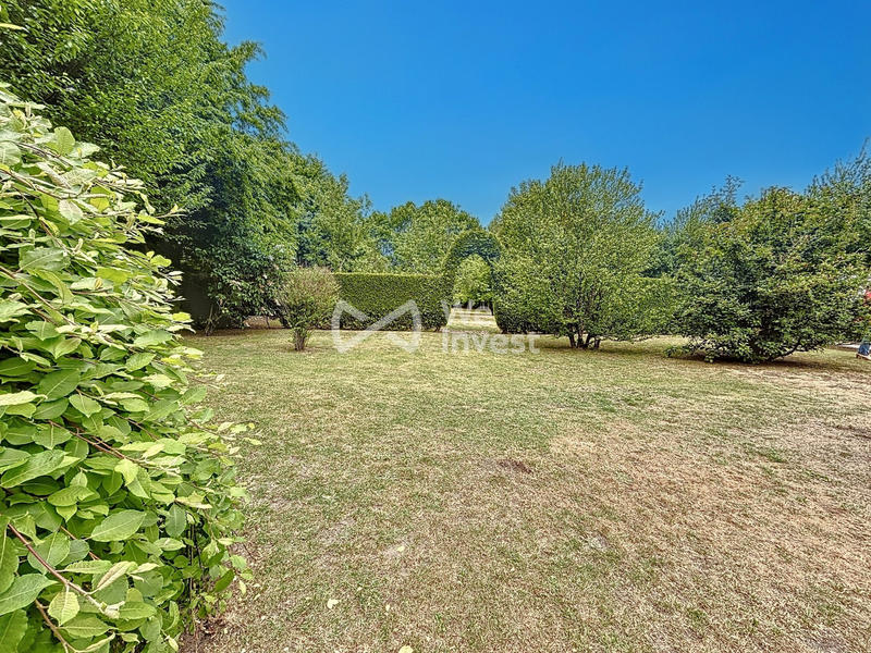 Maison - 204 m² - 7 pièces