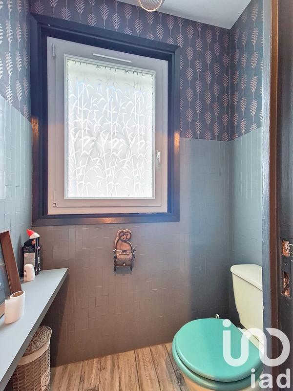 Maison - 240 m² - 10 pièces