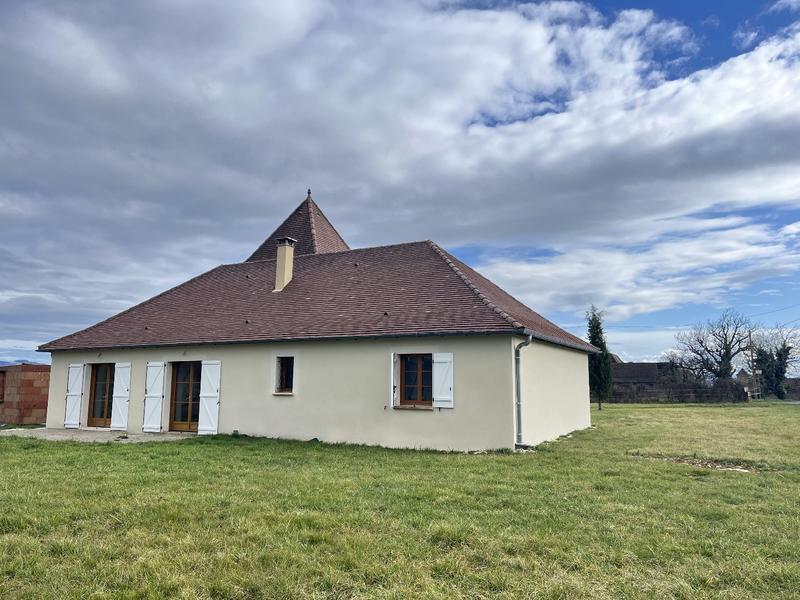 Maison - 121 m² - 6 pièces