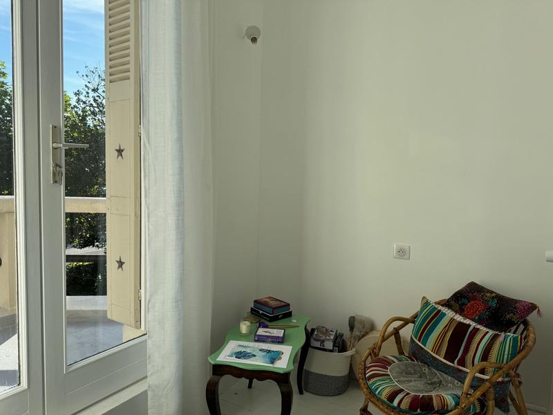 Maison - 195 m² - 9 pièces